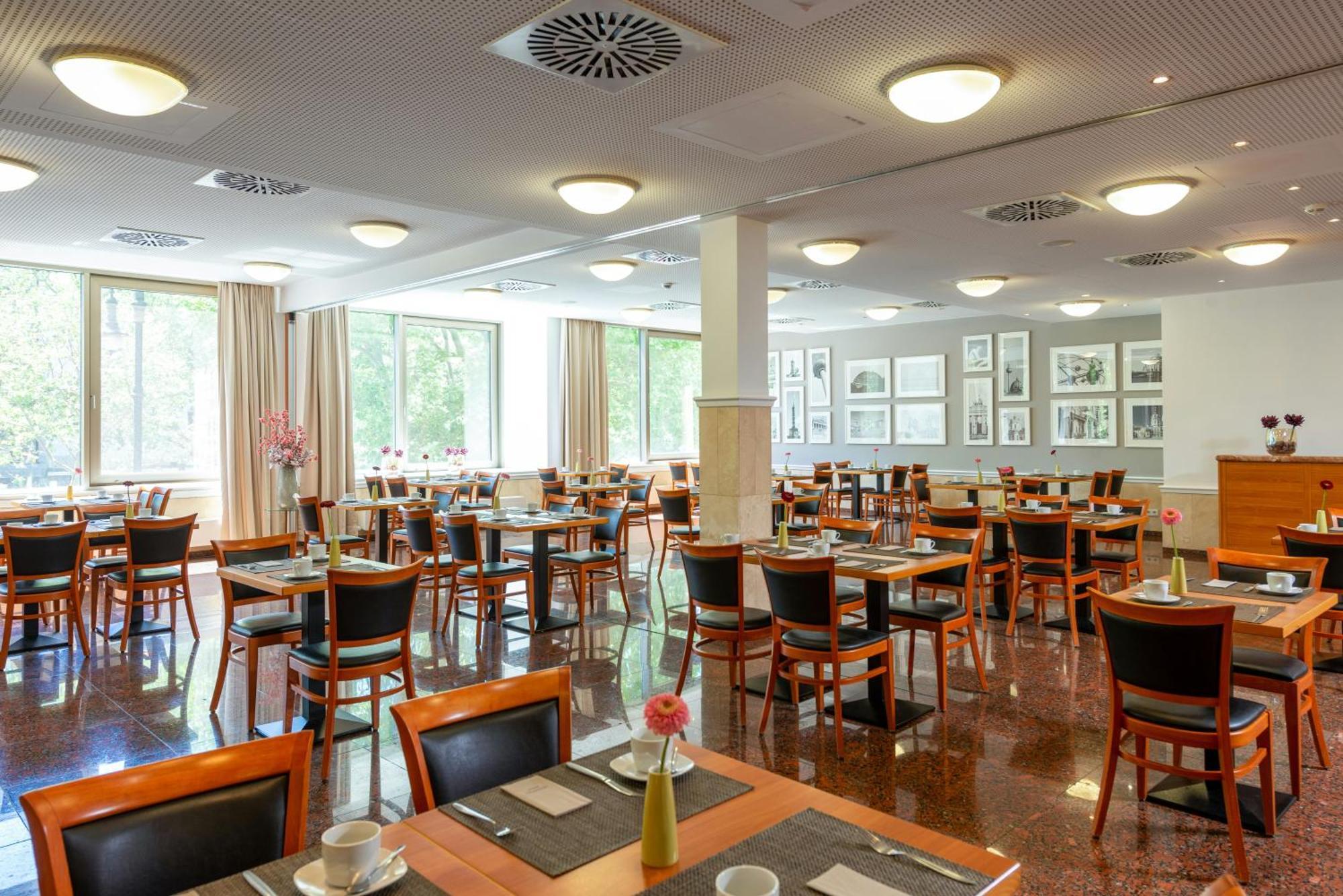 Leonardo Hotel Berlin Ku'Damm — Photos 1